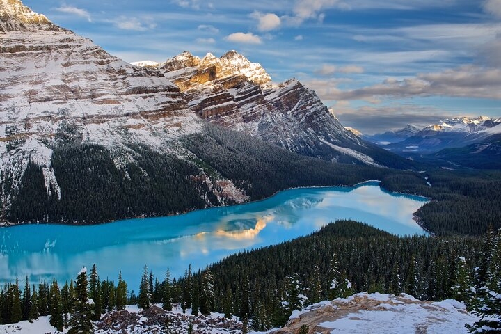 Small Group Day Tour to Banff Lake Louise Moraine Lake Icefields