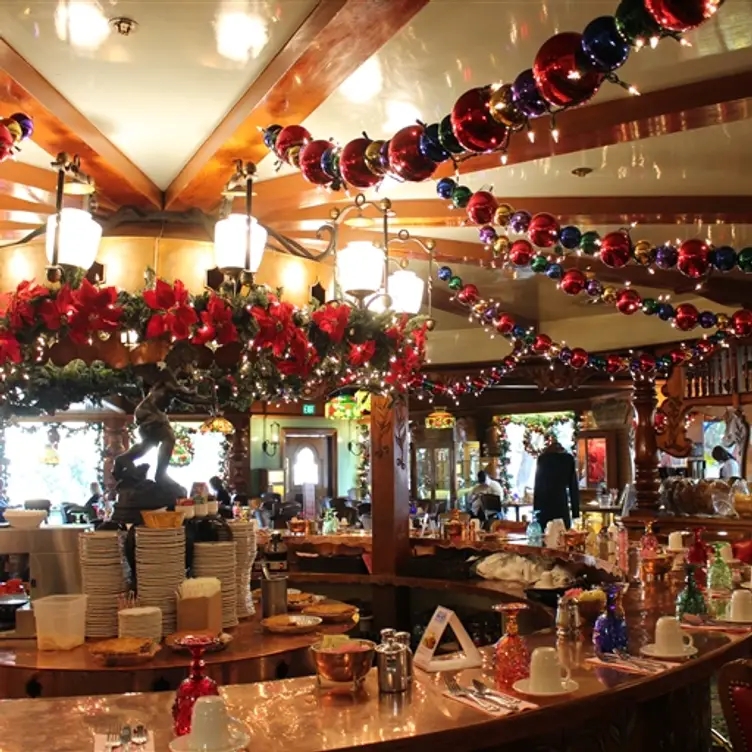 Copper Café and Bakery, at Madonna Inn