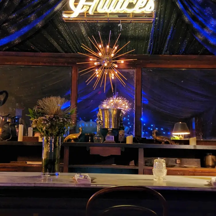 Justine's Brasserie