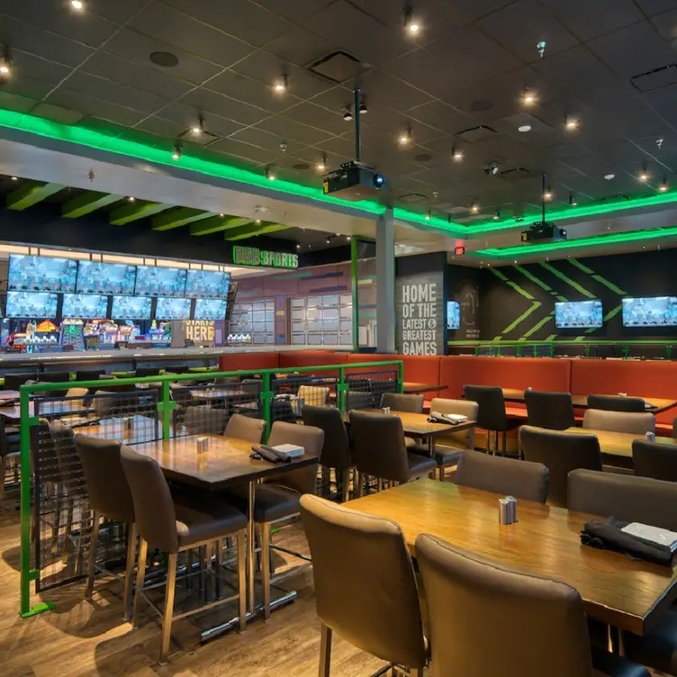 Dave & Buster's - Roseville