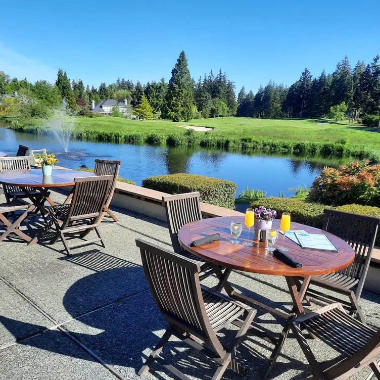 Great Blue Heron Grill at Semiahmoo Country Club