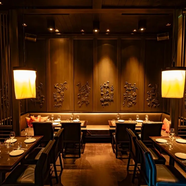 Hakkasan - Fontainebleau Miami Beach