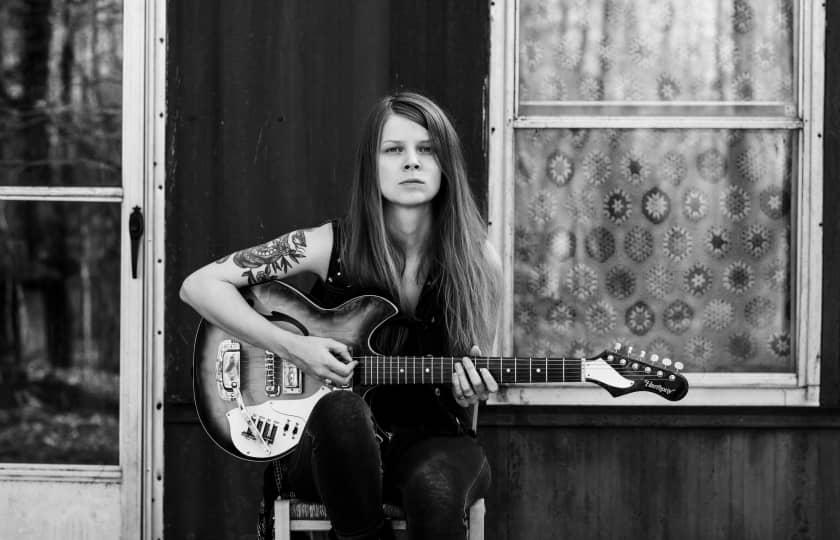 Sarah Shook and the Disarmers