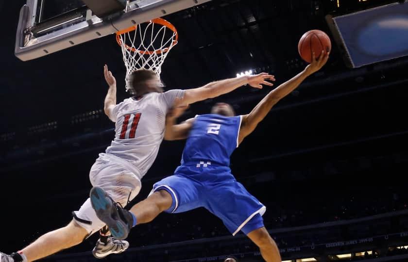 LSU Tigers at Kentucky Wildcats Basketball