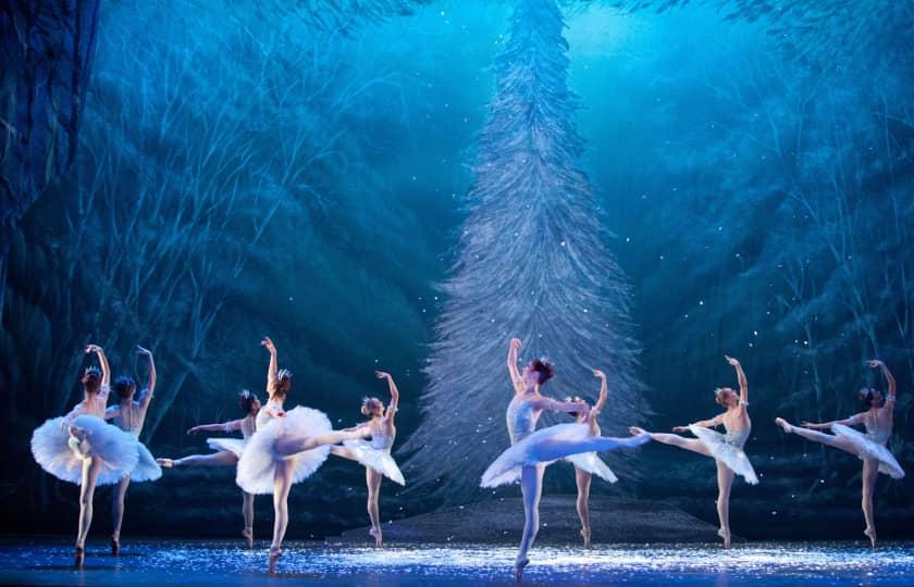 Alberta Ballet In La Sylphide