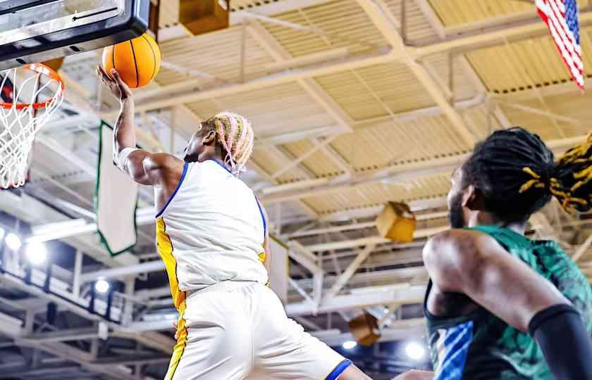 Florida Atlantic Owls at East Carolina Pirates Basketball