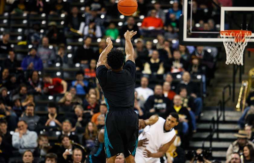 Old Dominion Monarchs at Coastal Carolina Chanticleers Basketball