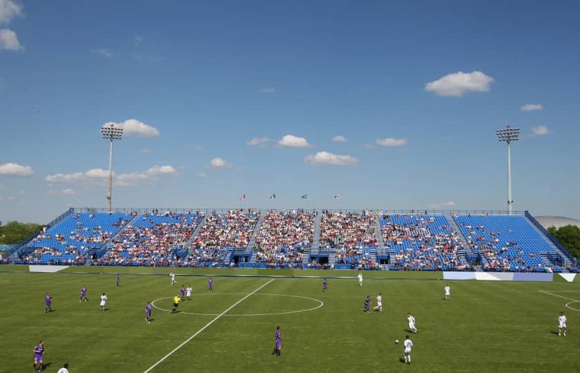 Columbus Crew at CF Montréal