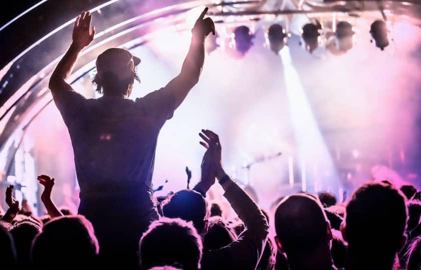 GRUPO JALADO, CUMBIA NOVA Y GRUPO E