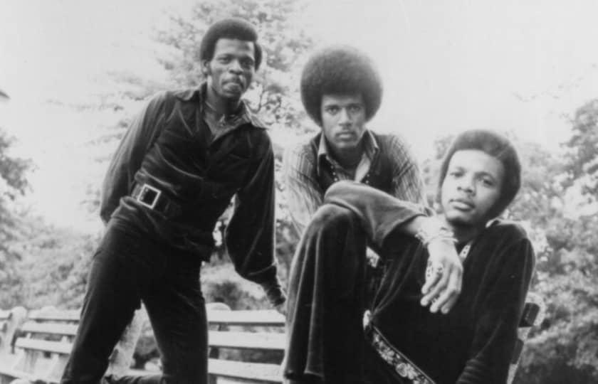 An evening under the stars with The intruders, Blue Magic and The Delfonics