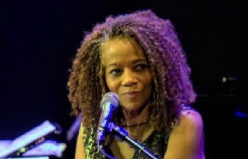 Paula West in Concert