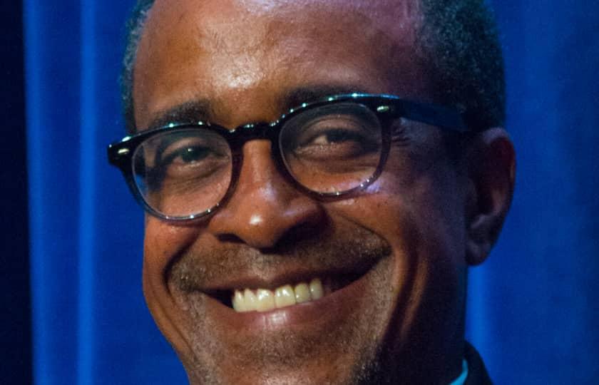 Tim Meadows in Saginaw, MI