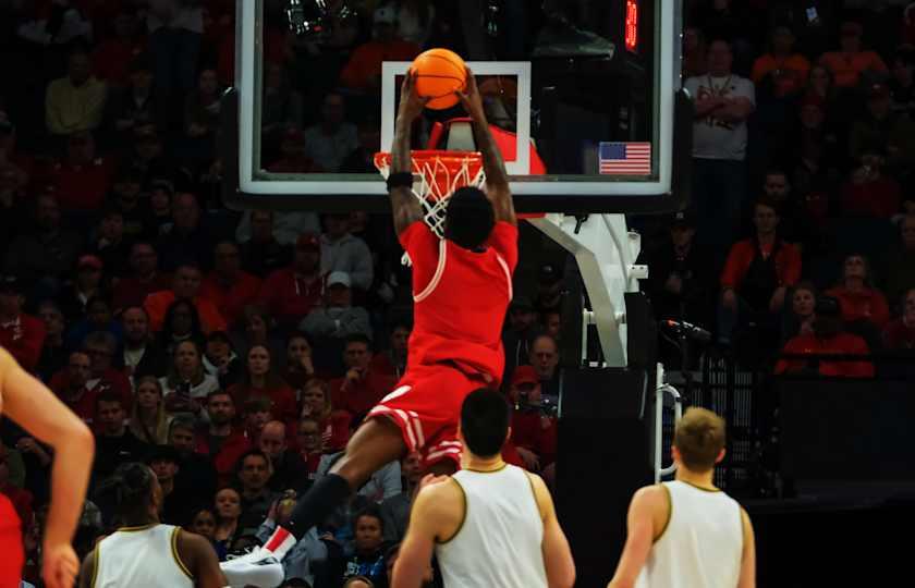 Arizona Wildcats at Wisconsin Badgers Men's Basketball