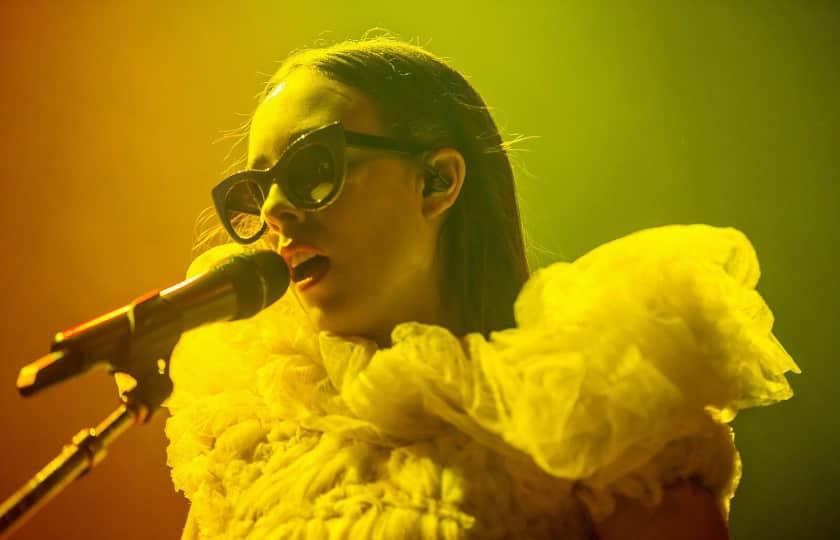 Allie X