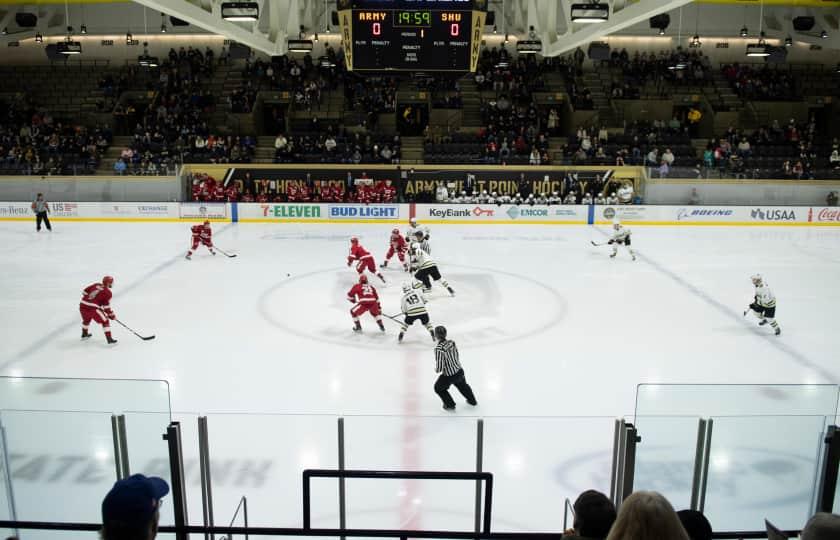 Holy Cross Crusaders at Army Black Knights Men's Hockey