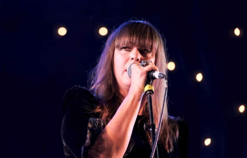 Cat Power Plays Dylan