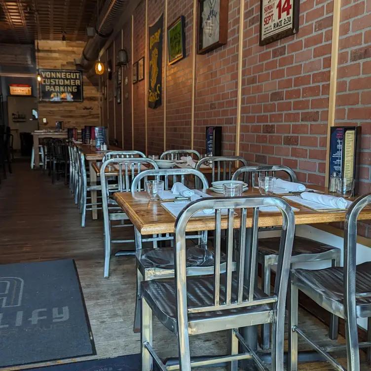 FoxGardin Kitchen & Ale