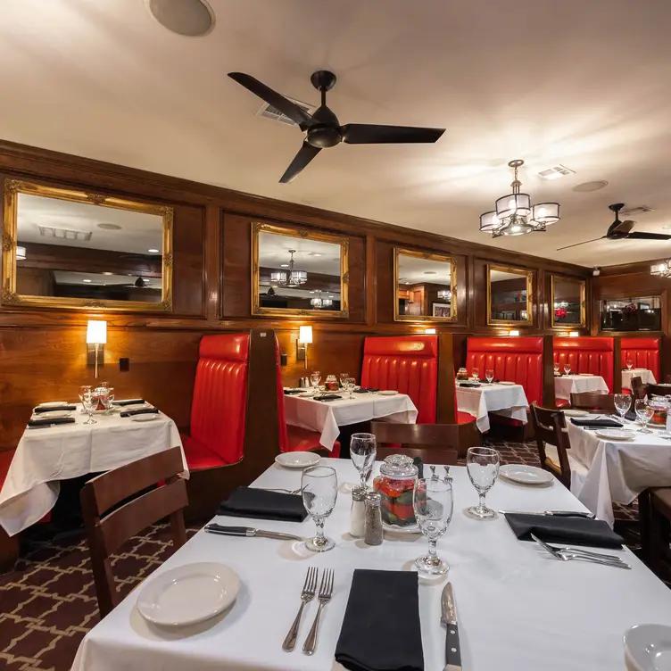 Bob's Steak & Chop House - Dallas on Lemmon Avenue