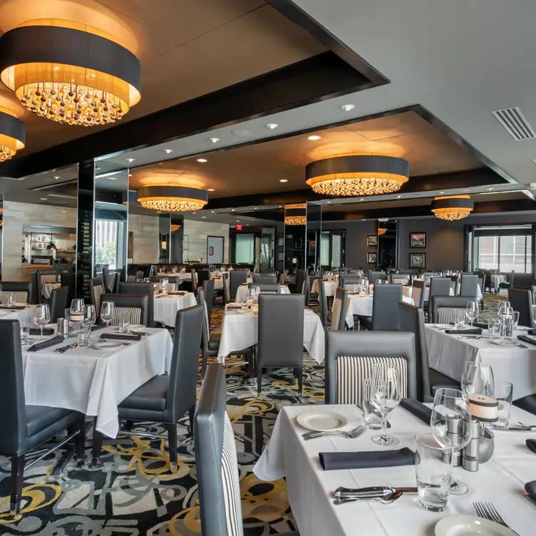 Morton's The Steakhouse - Carew Tower