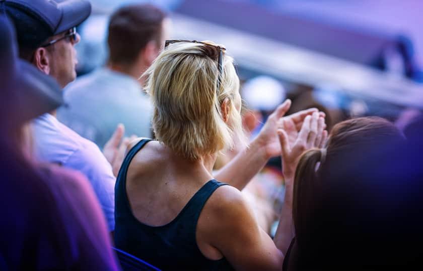 UMass Minutemen at La Salle Explorers Basketball