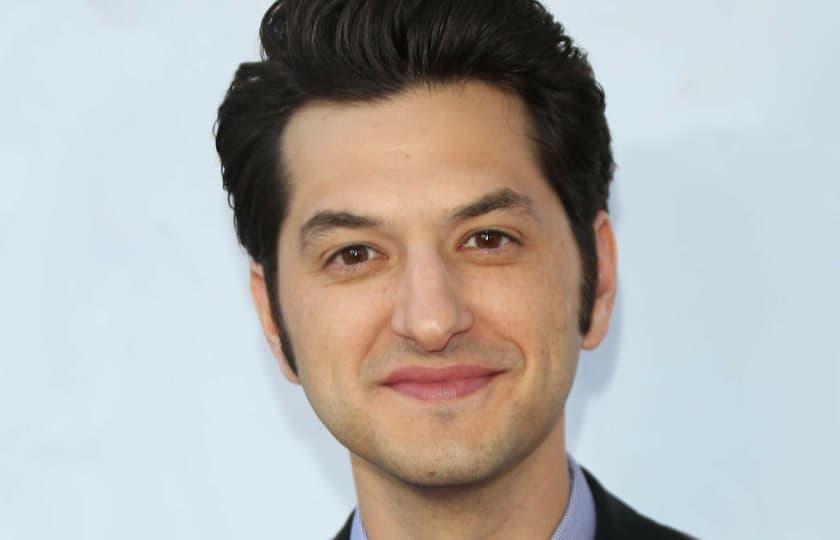 Ben Schwartz. Friends. Improv. (Early Show)